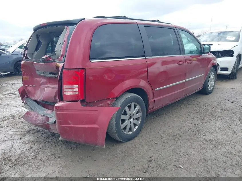 2010 CHRYSLER TOWN & COUNTRY TOURING