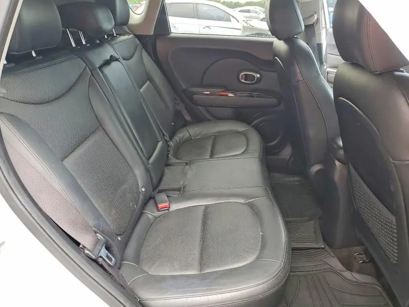 2016 KIA SOUL !  