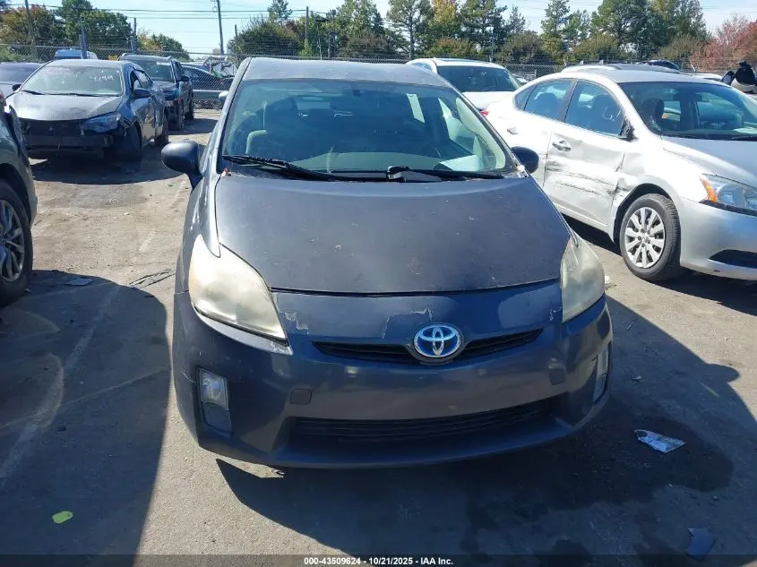 2011 TOYOTA PRIUS THREE