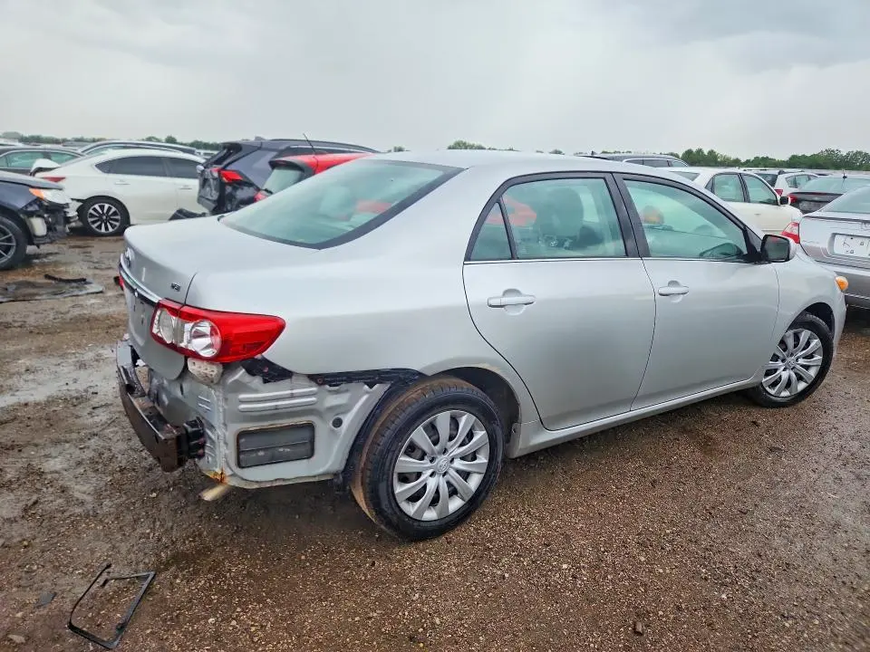 2013 TOYOTA COROLLA LE  