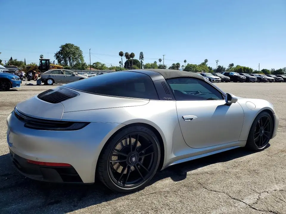2024 PORSCHE 911 TARGA 4S/TARGA 4 GTS/50 YEARS  