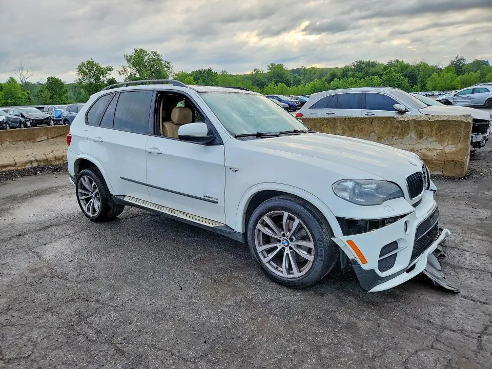 2013 BMW X5 XDRIVE35I  