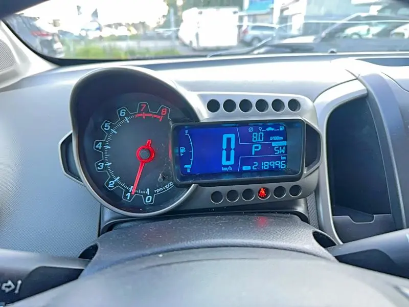 2015 CHEVROLET SONIC LT  