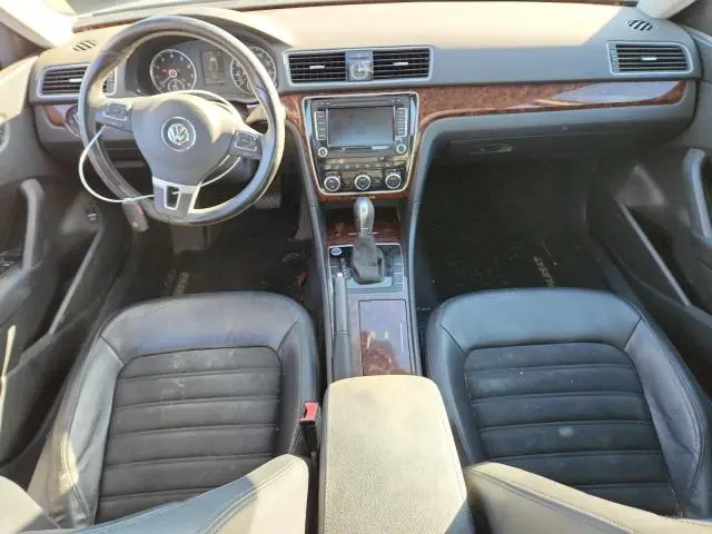 2012 VOLKSWAGEN PASSAT SEL