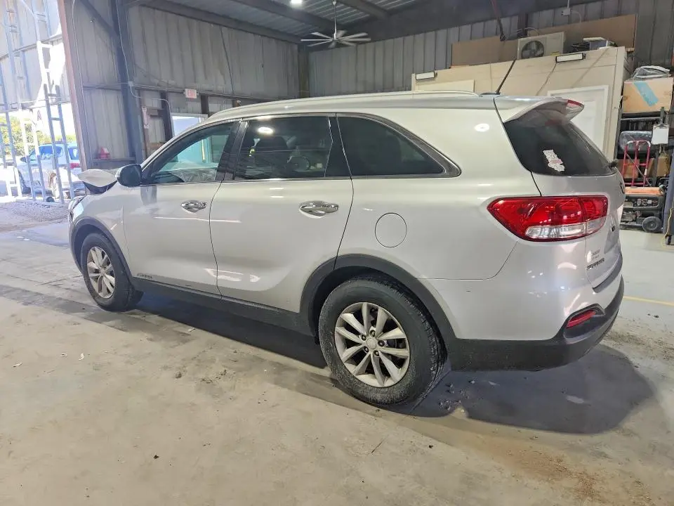 2017 KIA SORENTO LX V6  