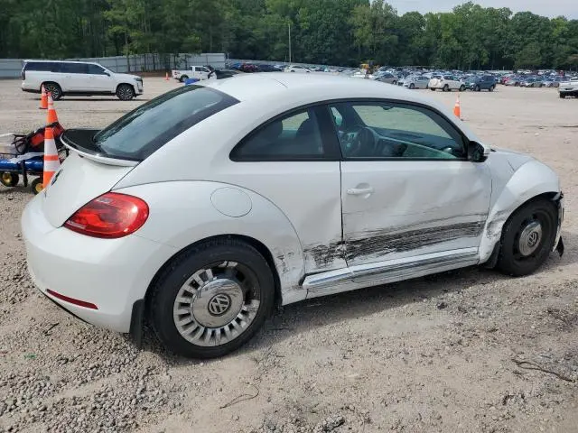 2016 VOLKSWAGEN BEETLE SE