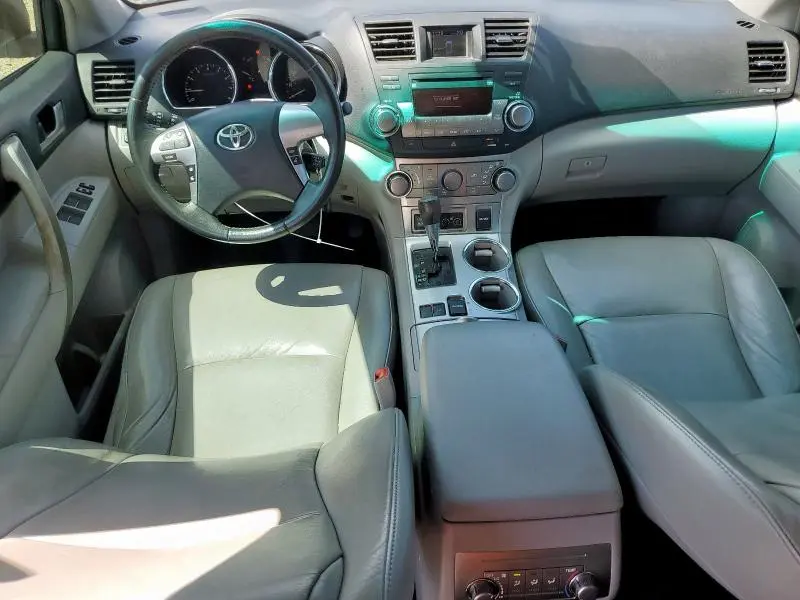 2012 TOYOTA HIGHLANDER BASE  