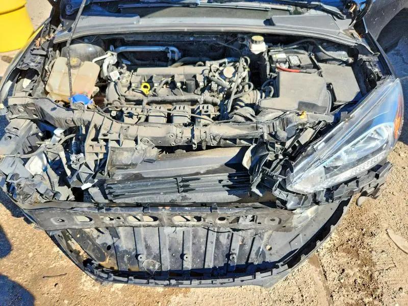 2018 FORD FOCUS SE  