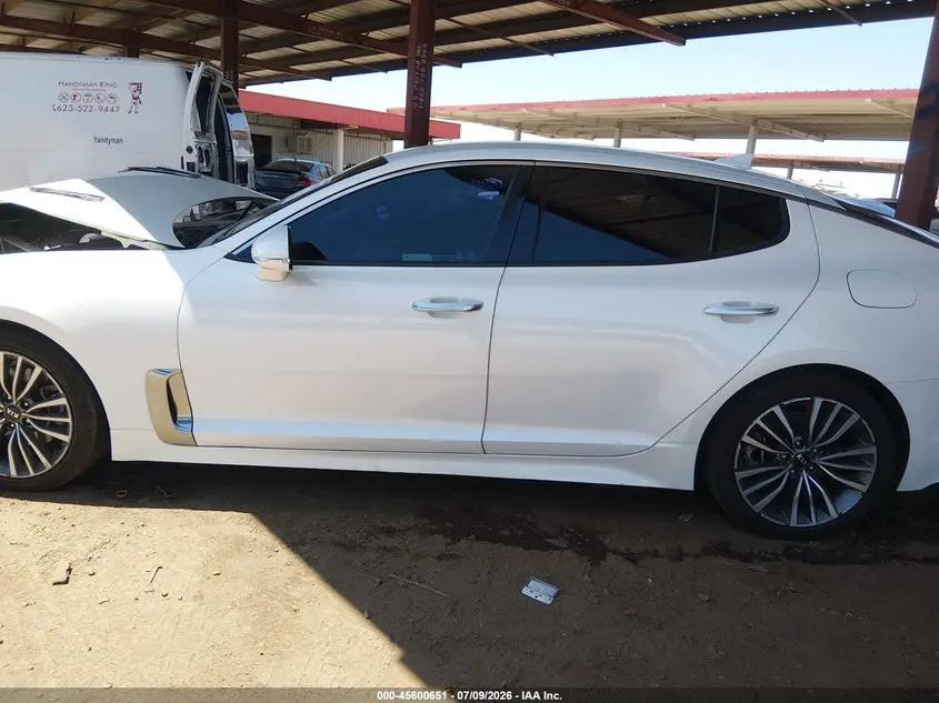 2019 KIA STINGER  
