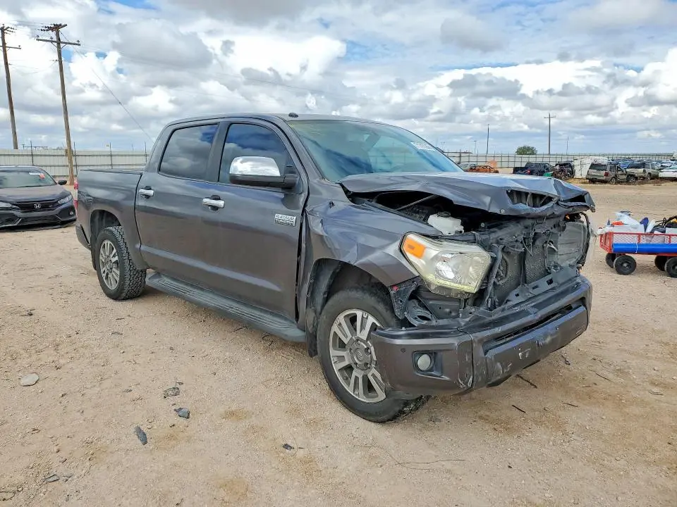 2017 TOYOTA TUNDRA PLATINUM  