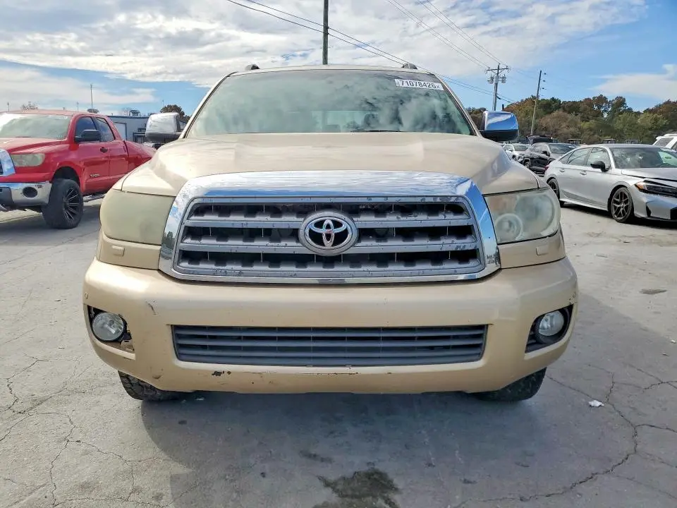 2010 TOYOTA SEQUOIA LIMITED  