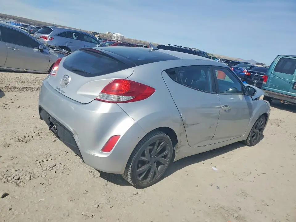 2017 HYUNDAI VELOSTER BASE  