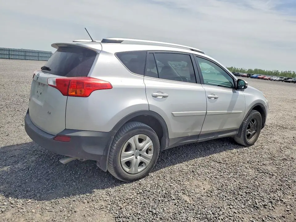 2015 TOYOTA RAV4 LE  