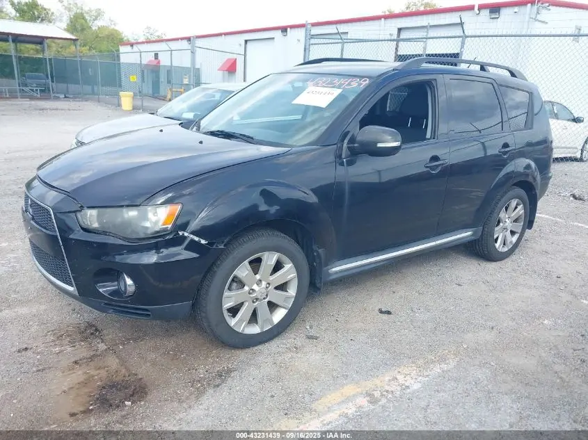 2011 MITSUBISHI OUTLANDER SE