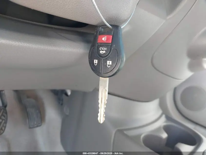 2014 NISSAN VERSA 1.6 SV