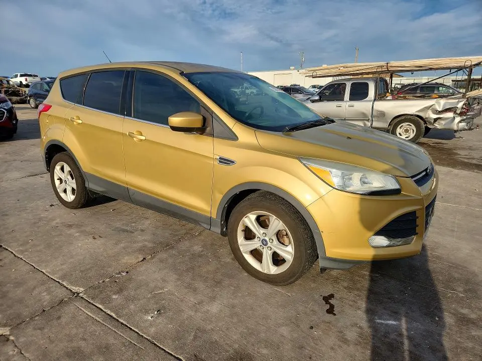 2014 FORD ESCAPE SE  
