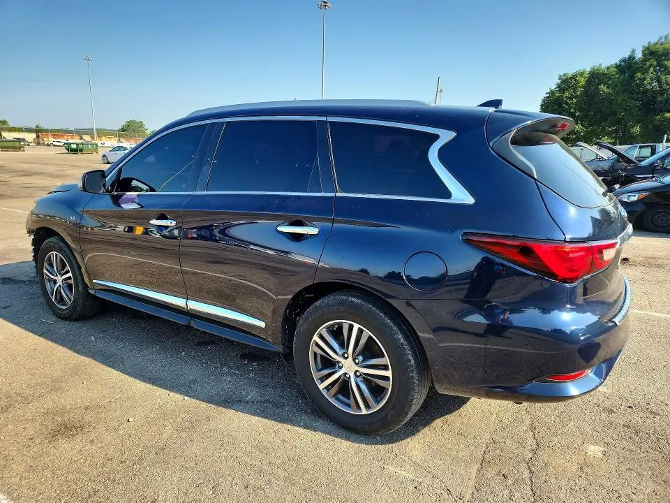 2019 INFINITI QX60 LUXE  