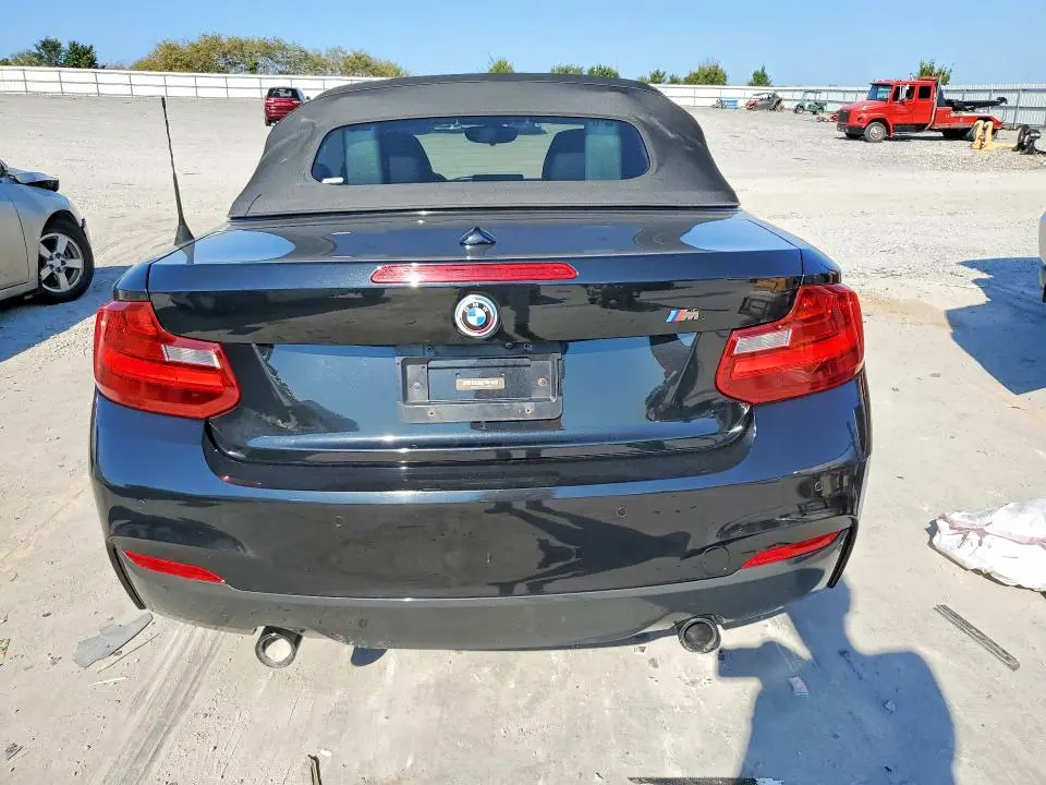 2016 BMW M235XI   