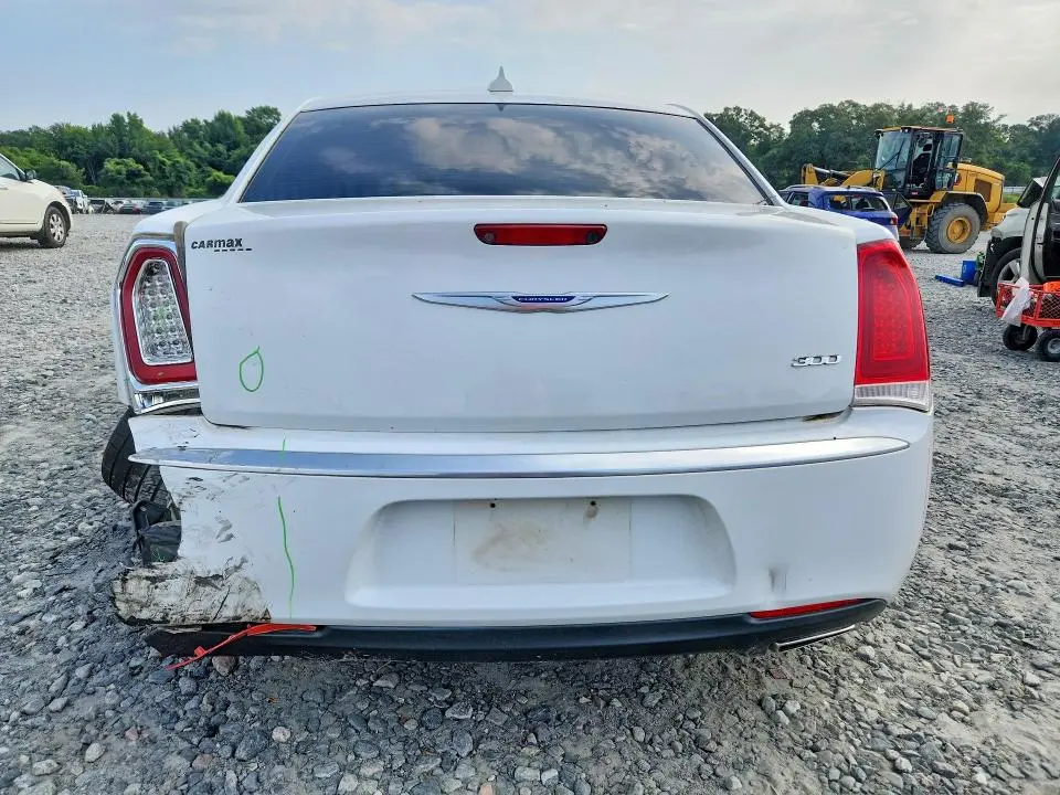 2019 CHRYSLER 300 TOURING  