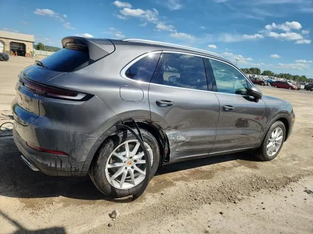 2025 PORSCHE CAYENNE   