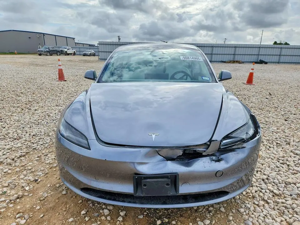 2025 TESLA MODEL 3   