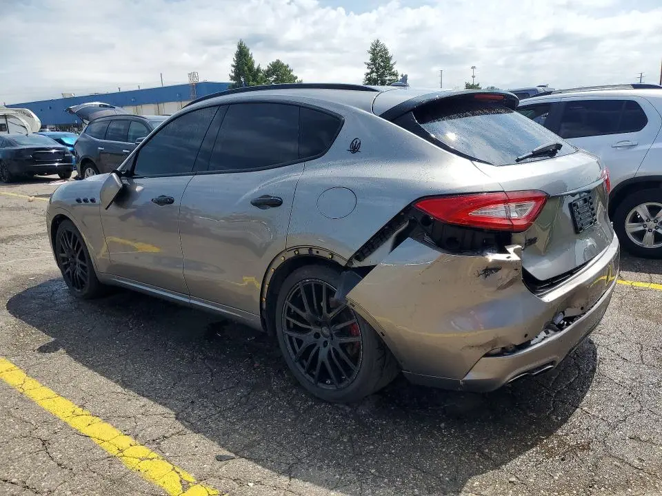 2017 MASERATI LEVANTE S LUXURY  