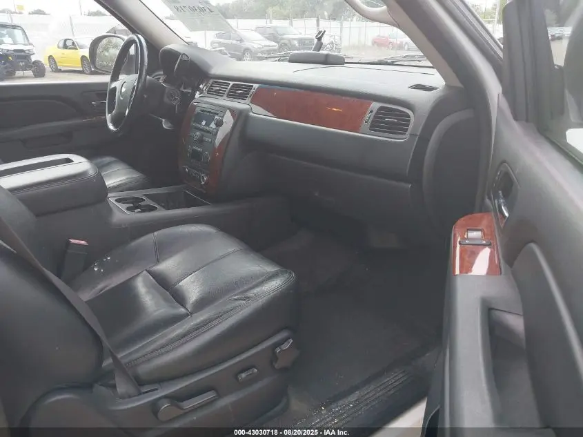 2013 CHEVROLET SUBURBAN 1500 LT