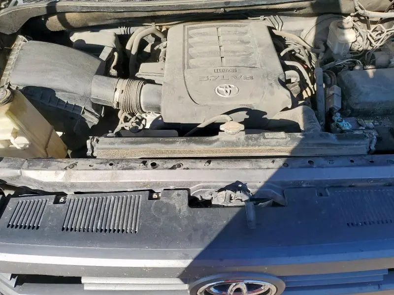 2014 TOYOTA TUNDRA CREWMAX SR5  