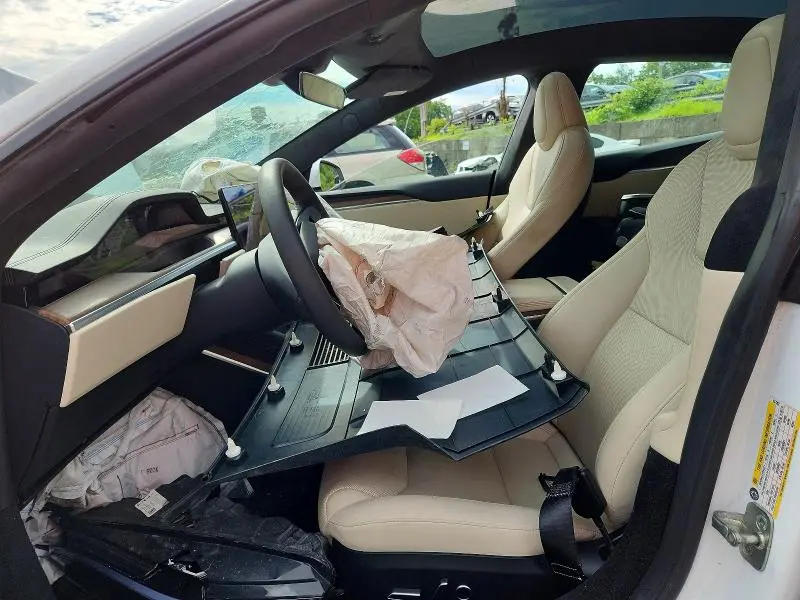 2024 TESLA MODEL S   