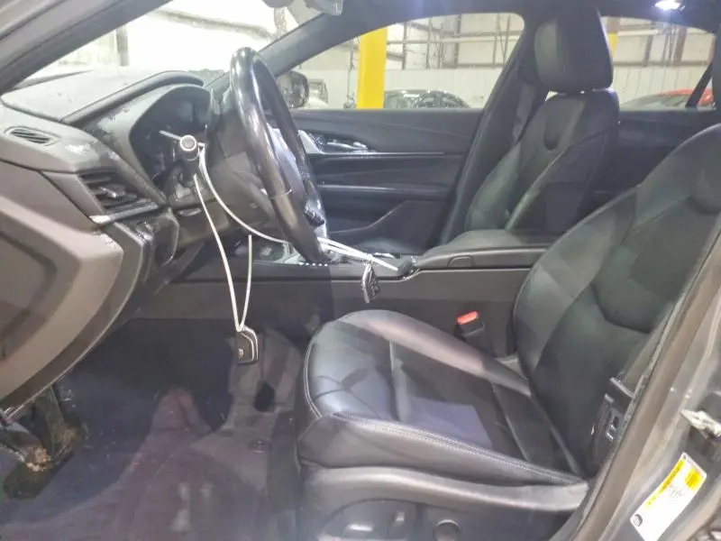2021 CADILLAC CT4 LUXURY  