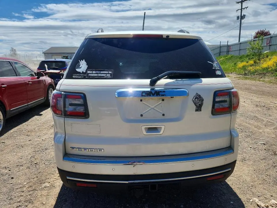 2015 GMC ACADIA SLE  