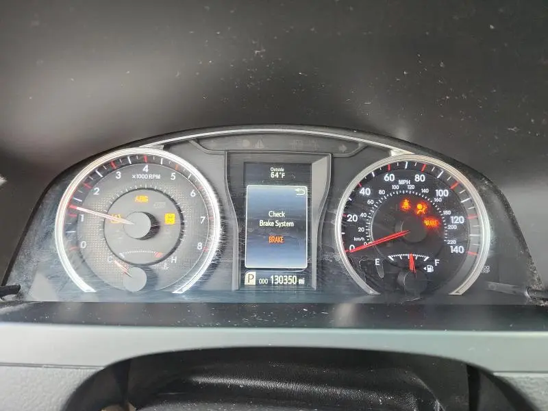 2015 TOYOTA CAMRY LE  