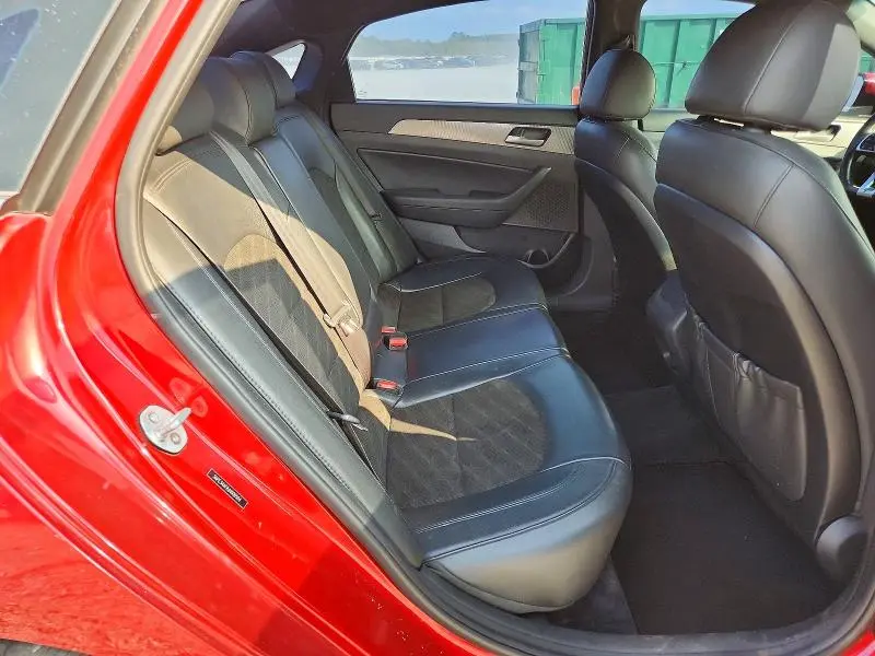 2018 HYUNDAI SONATA SPORT  