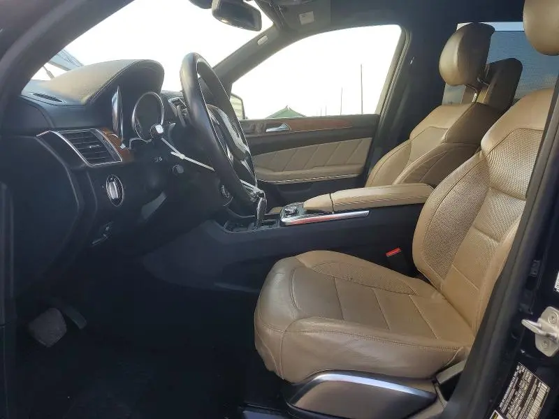 2015 MERCEDES-BENZ GL 550 4MATIC  