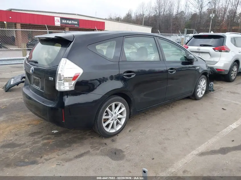 2012 TOYOTA PRIUS V  