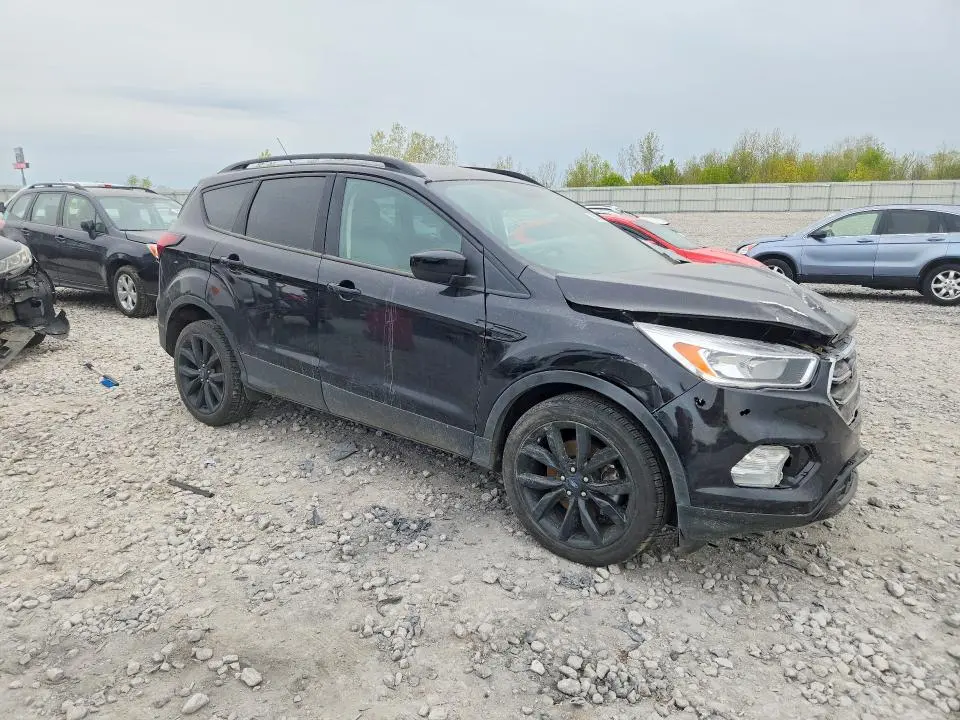 2019 FORD ESCAPE SE  