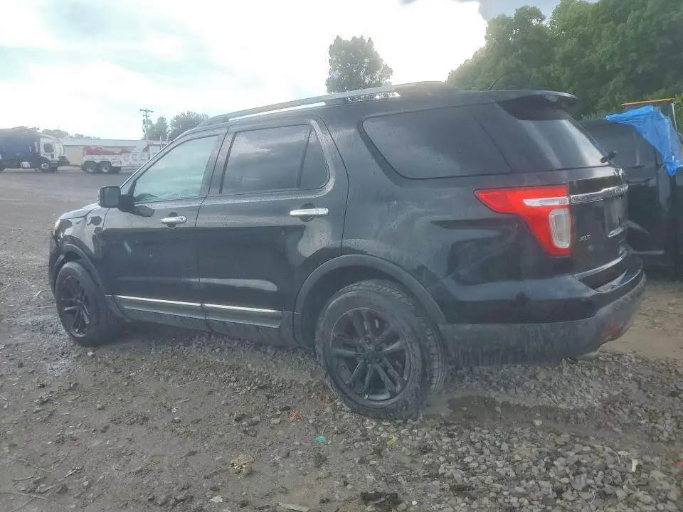 2011 FORD EXPLORER XLT  