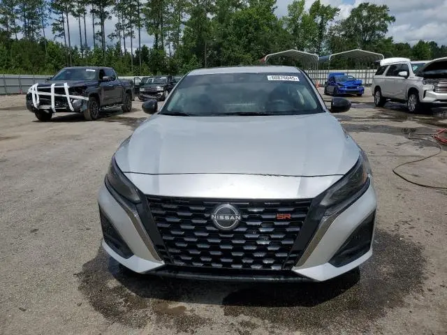 2024 NISSAN ALTIMA SR  