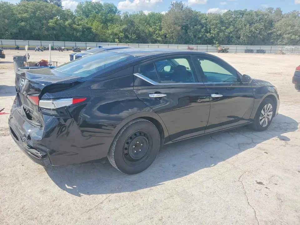 2021 NISSAN ALTIMA S  