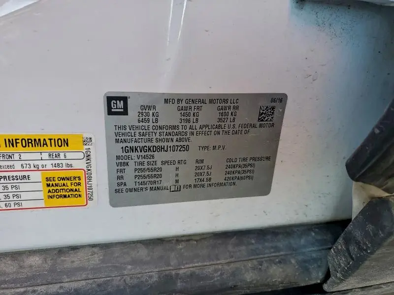 2017 CHEVROLET TRAVERSE LT  