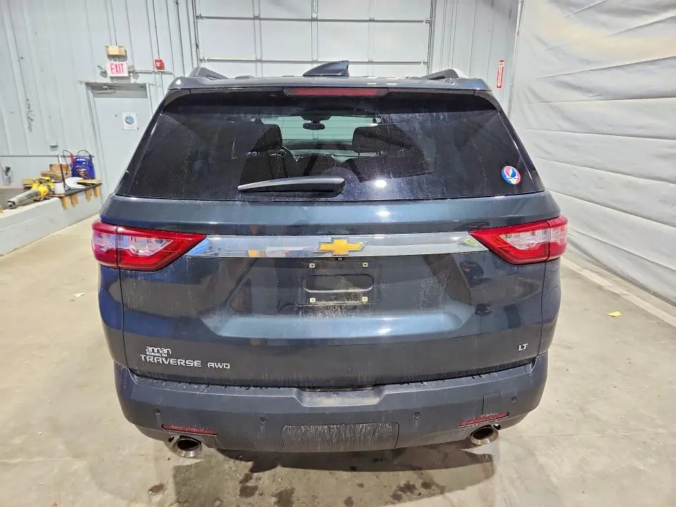 2021 CHEVROLET TRAVERSE LT  