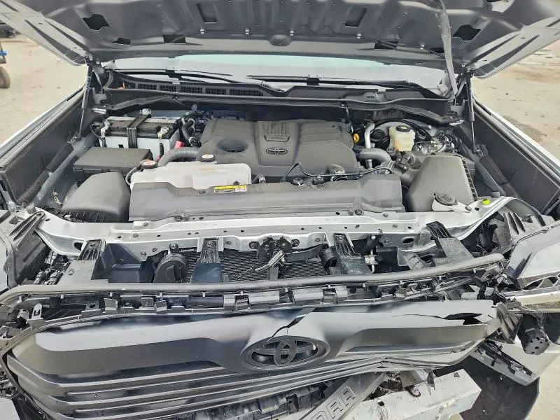 2026 TOYOTA TUNDRA SR  