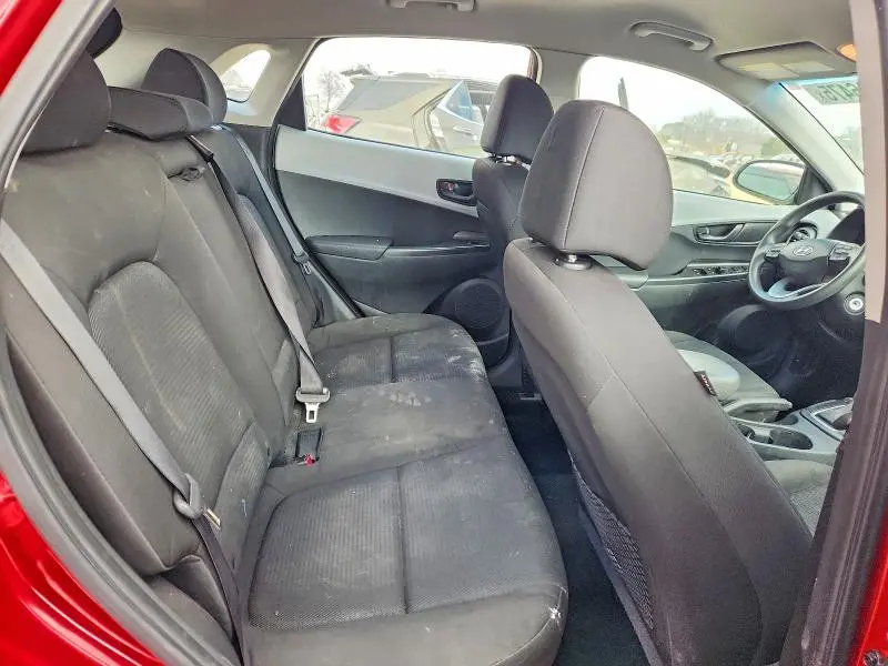 2021 HYUNDAI KONA SE  