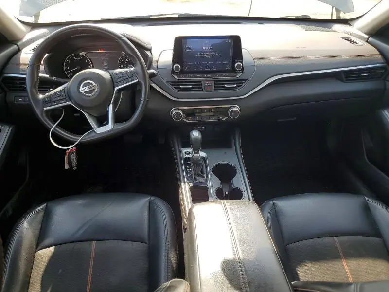 2022 NISSAN ALTIMA SR  