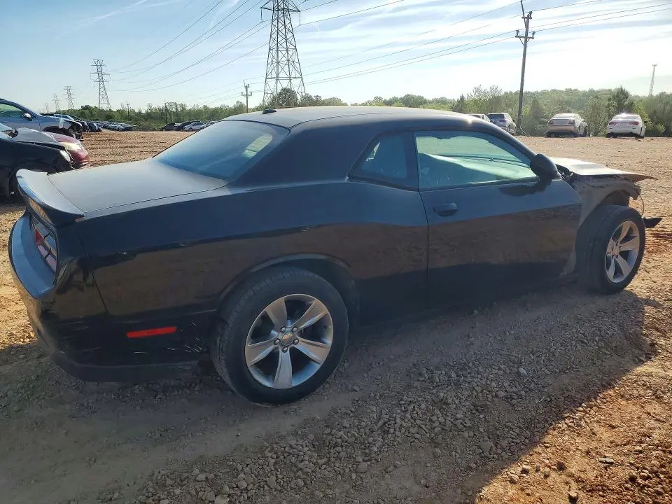2018 DODGE CHALLENGER SXT  