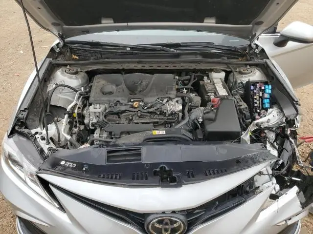 2022 TOYOTA CAMRY LE  