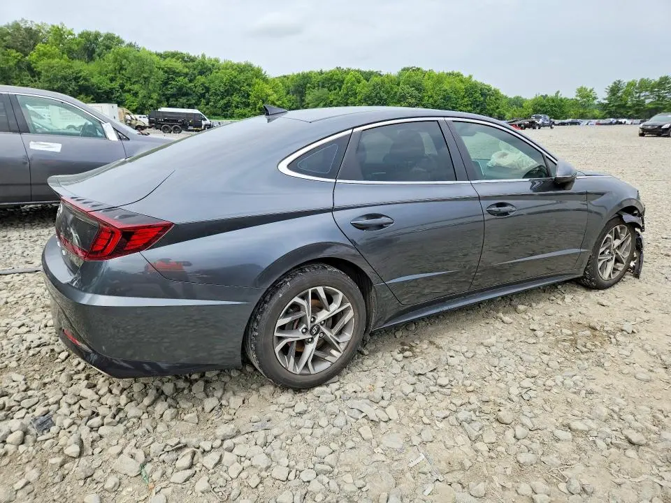 2022 HYUNDAI SONATA SEL  