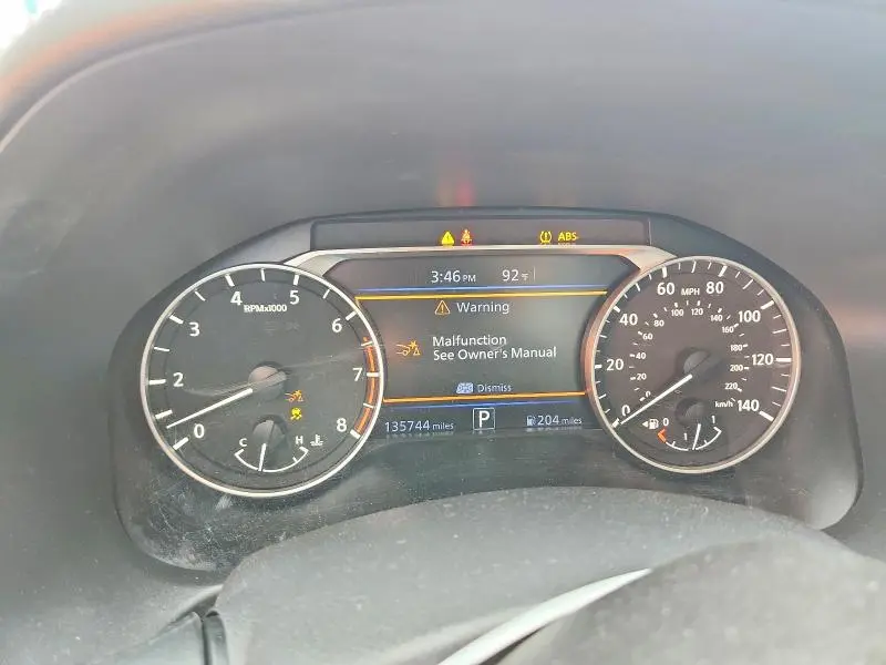 2022 NISSAN ALTIMA SR  
