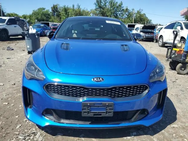 2018 KIA STINGER GT2  