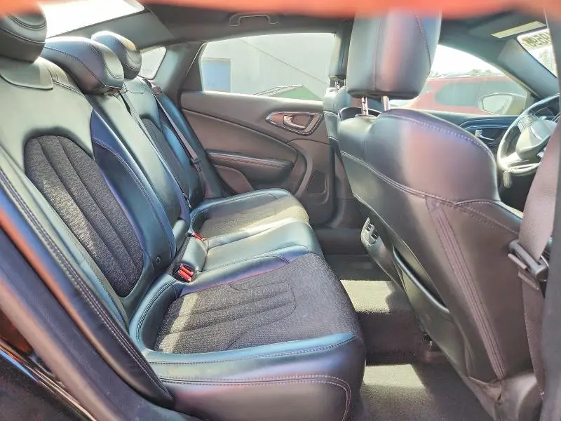 2015 CHRYSLER 200 S  